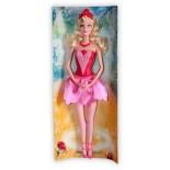 La Poupée Barbie porte une Mini-jupe
