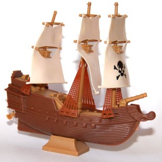 Figurine Bateau Pirate